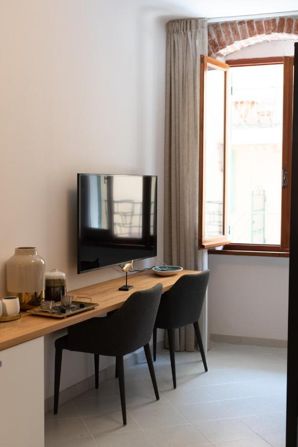 L'Emporio Rooms Manarola Bagian luar foto